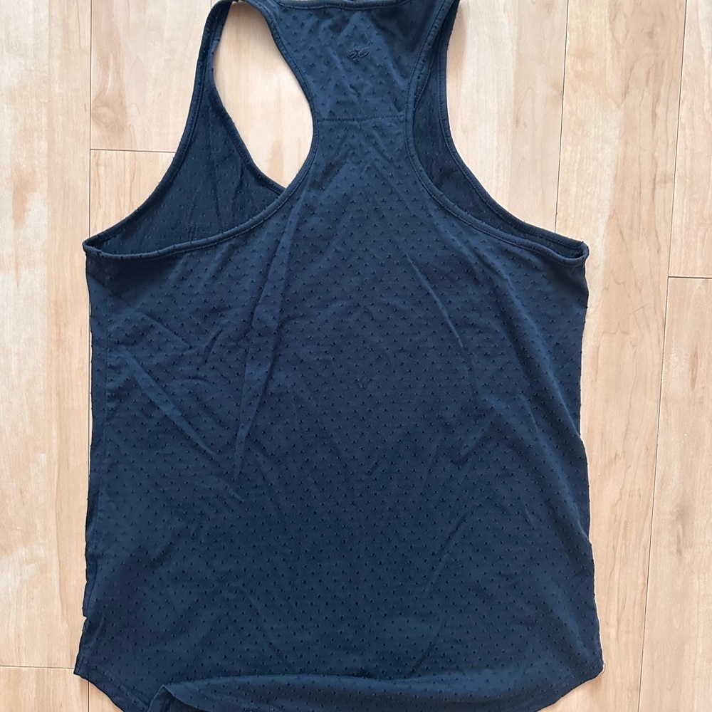 Nike Tank Top - Picture 2 of 3